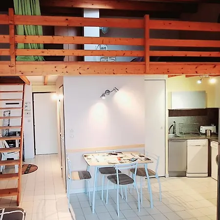 T2 Piscine Et Parking