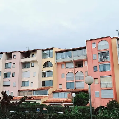 T2 Piscine Et Parking אגדה