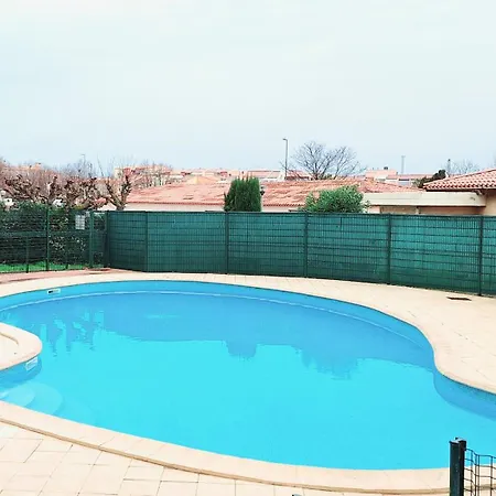 T2 Piscine Et Parking דירה *