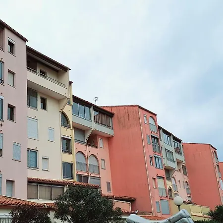 アパート T2 Piscine Et Parking *